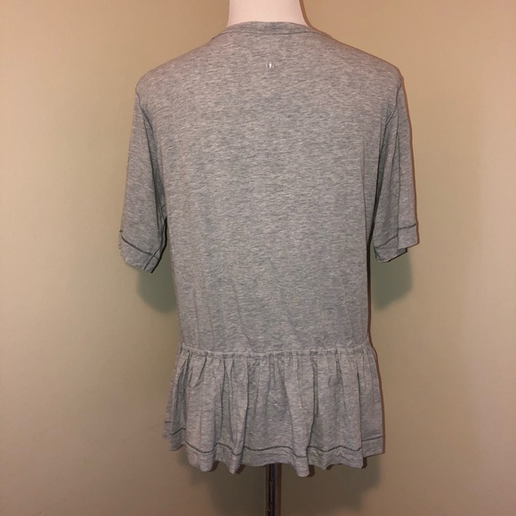 Lululemon Flouncy Heathered Grey Tee,Size-8 - Picture 3 of 7